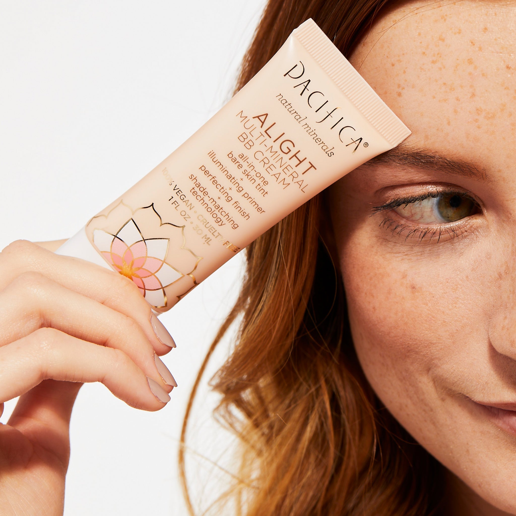 Alight Multi - Mineral BB Cream - Pacifica